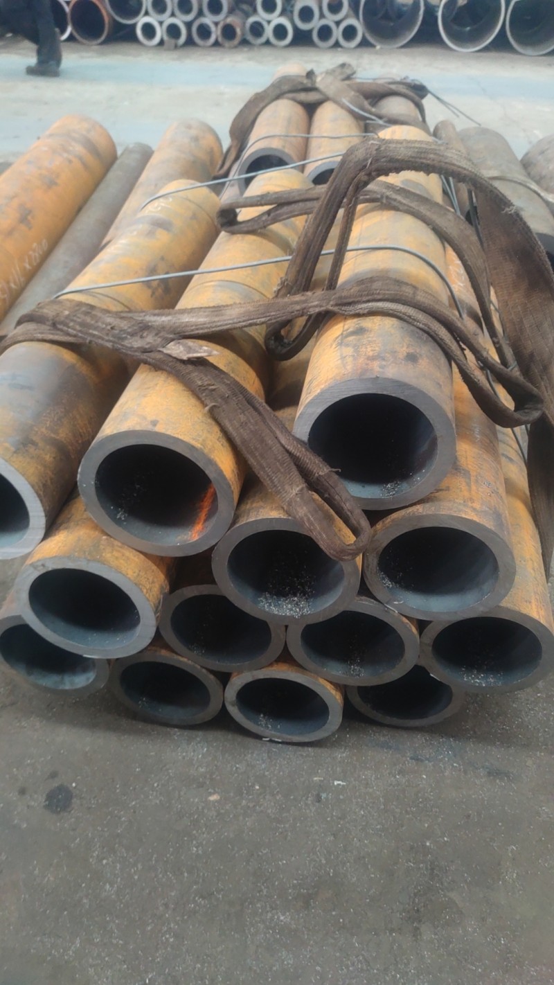 相城相城相城15CrMoG无缝钢管切割